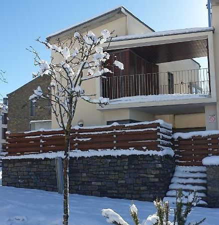 Chalet Adosado Entero, Bbq Y Piscina Comunitaria Sabiñánigo Εξωτερικό φωτογραφία