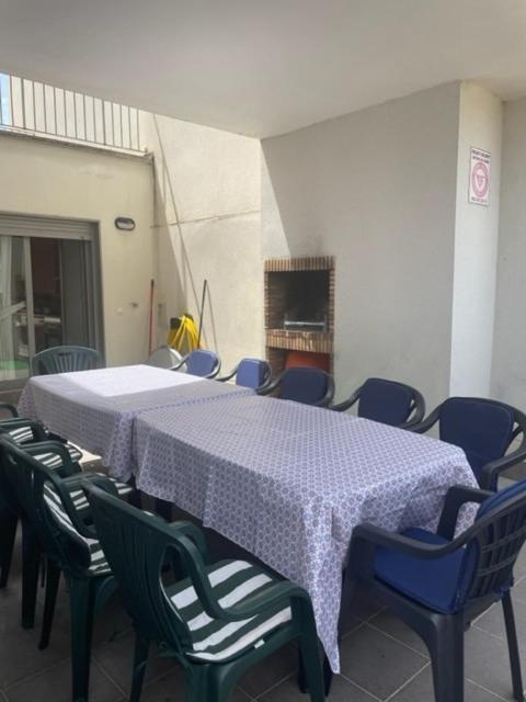 Chalet Adosado Entero, Bbq Y Piscina Comunitaria Sabiñánigo Εξωτερικό φωτογραφία
